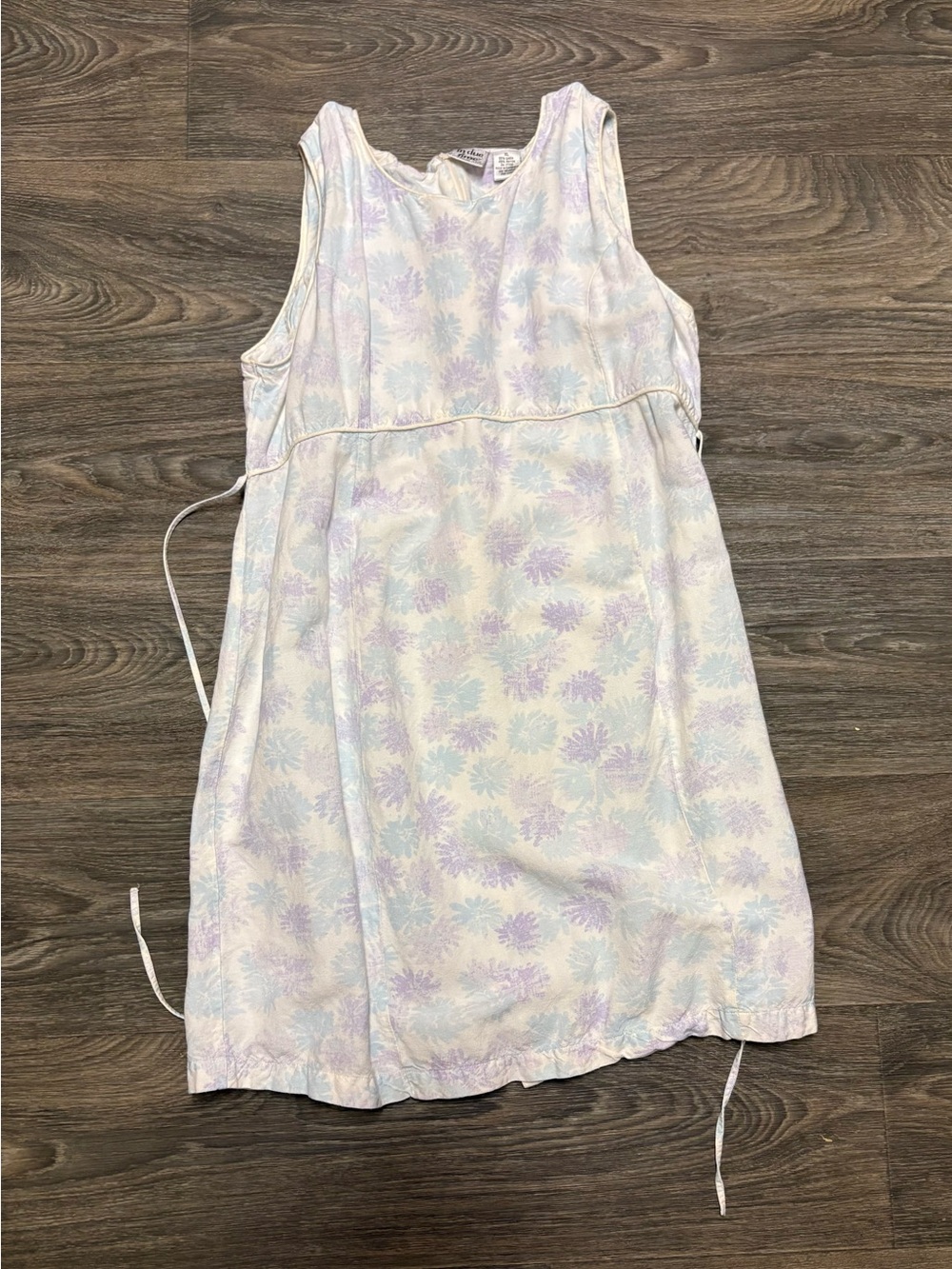 Adorable XL Pastel Floral Sleeveless Maternity Dress
